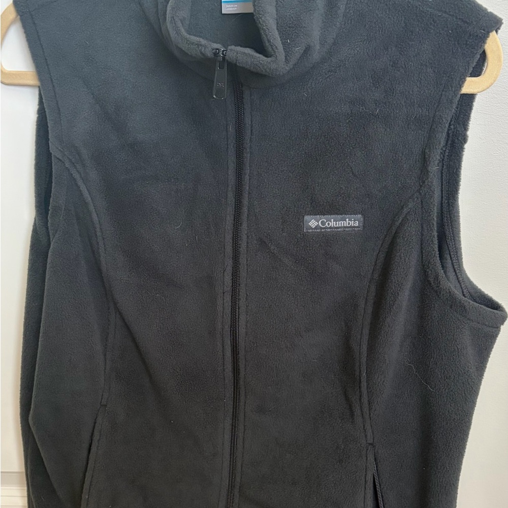 Columbia Black  Fleece Vest